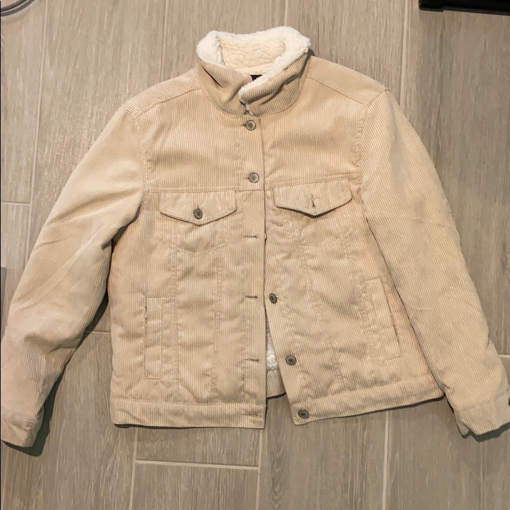 Fuzzy winter/fall creme colored coat